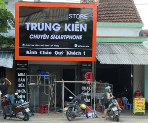 Bảng hiệu Trung Kiên