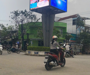 Thi công bảng quảng cáo ngoài trời